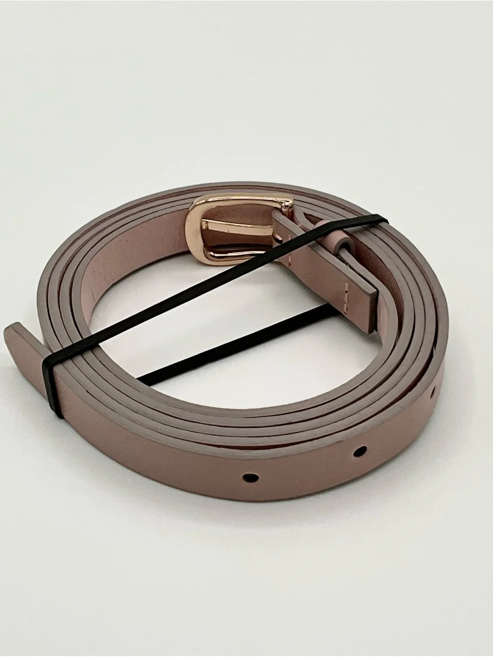 LIKE NEW Torrid Narrow Waist Belt Blush Pink Faux Leather Gold Hardware Size0/00